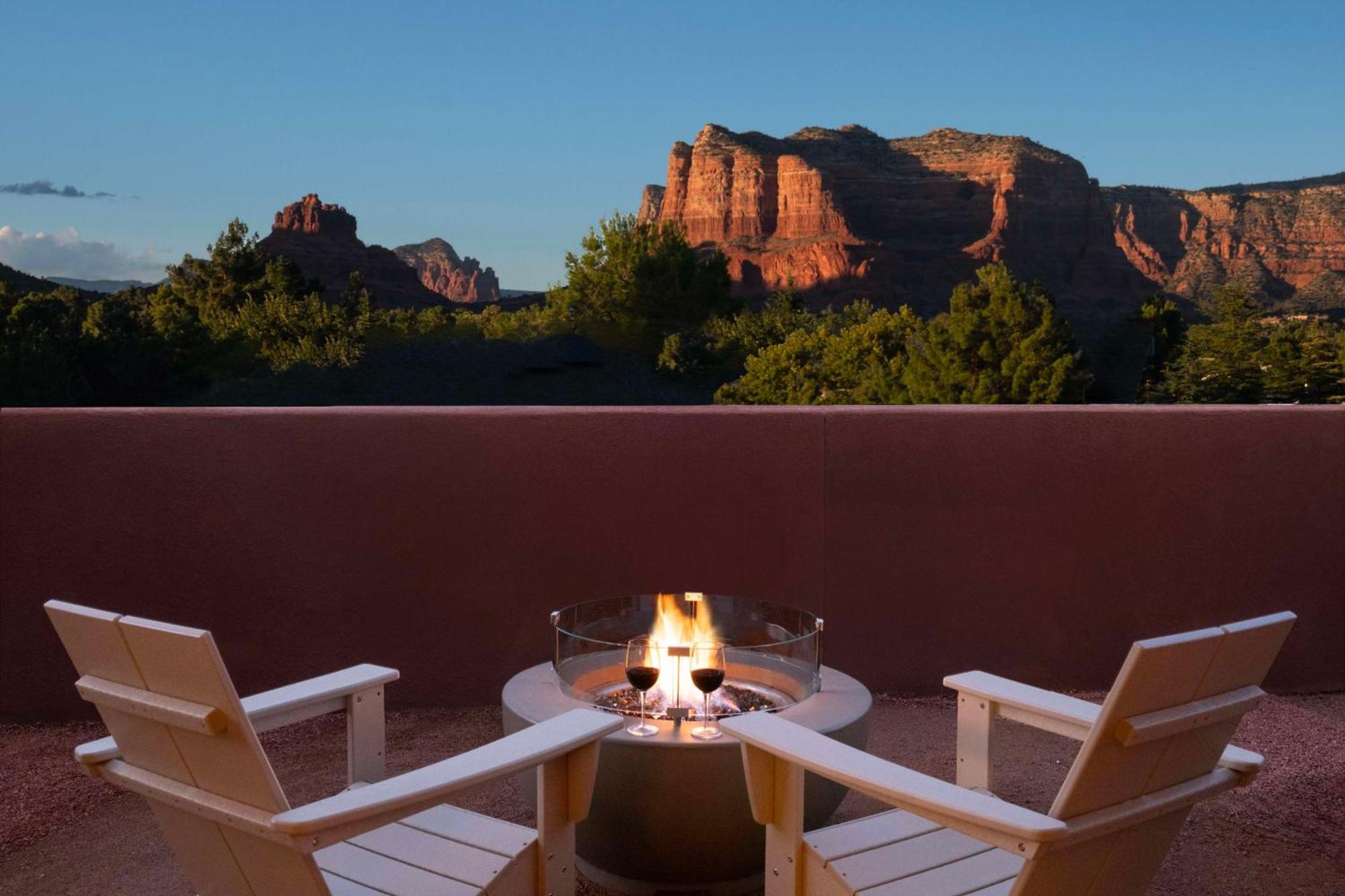 Hilton Sedona Resort At Bell Rock Exterior photo